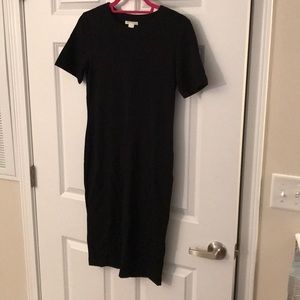 Short sleeve little black dress